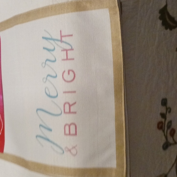 CHRISTMAS TABLE RUNNER - Picture 3 of 3